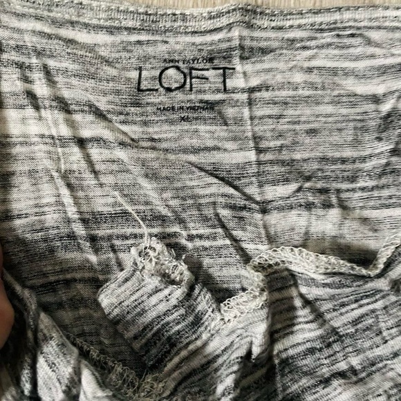 LOFT TOP - Picture 2 of 2